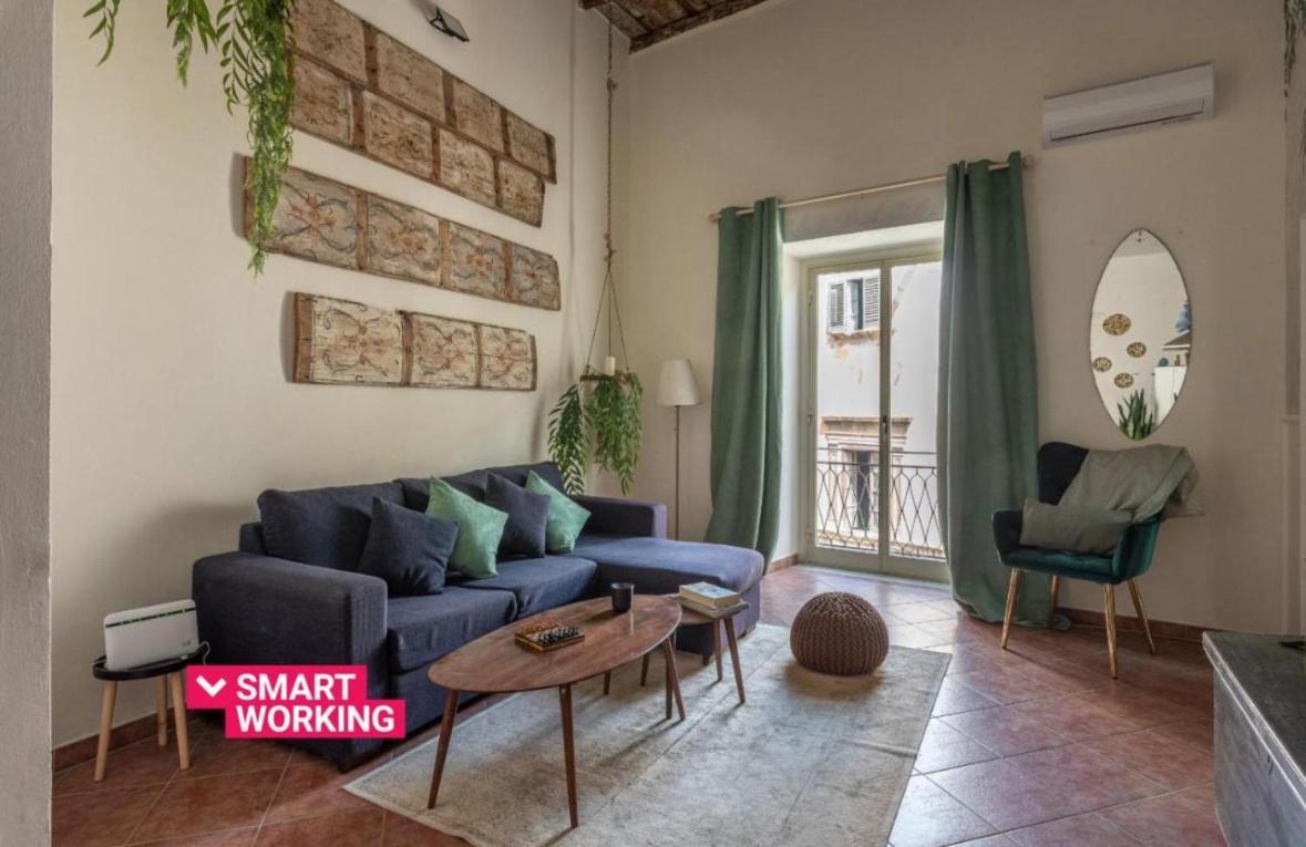 Donna Isabella A Ballaro Palermo Luaran gambar