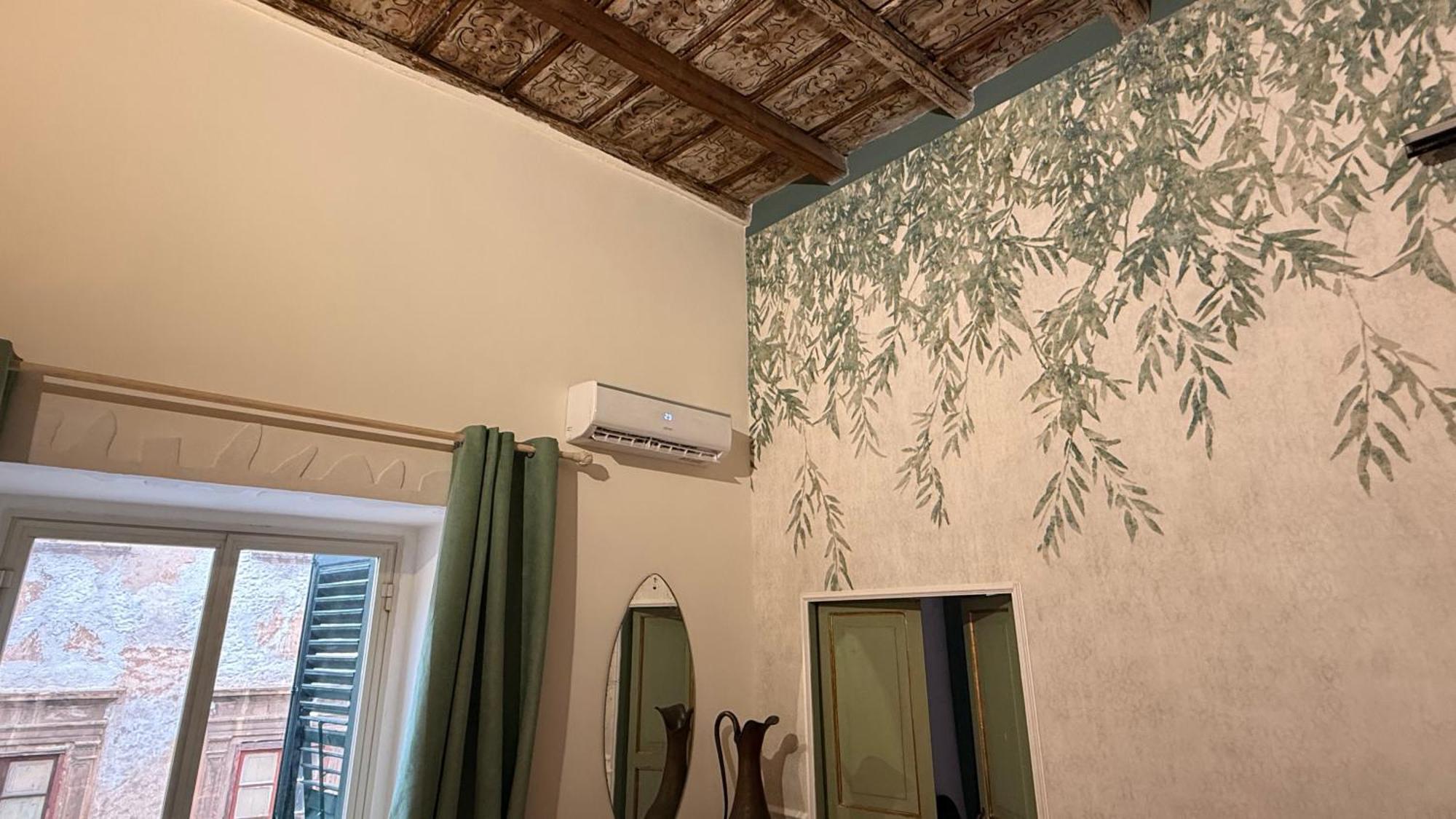 Donna Isabella A Ballaro Palermo Luaran gambar